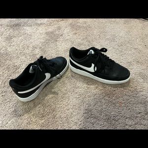 Nike dunks low